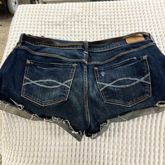 Abercrombie & Fitch jean shorts - Picture 5 of 6